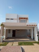 Casas en venta - 119m2 - 3 recámaras - Cerritos Resort - $4,689,000