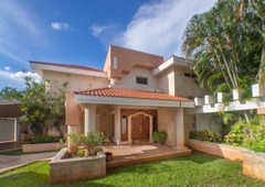 venta de lujosa residencia en San Ramon Norte, Merida