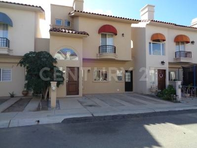 CASA EN RENTA EN REAL DE SEVILLA, HERMOSILLO SONORA