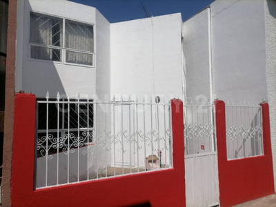 Casa En Venta En Valle Dorado, San Luis Potosí, S.l.p.