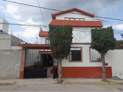 Casa en Venta en Col. Plutarco, en Pachuca Hidalgo, con vista panorámica