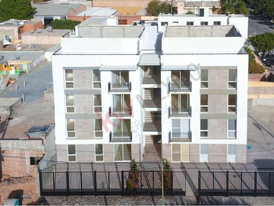 Departamento nuevo con Roof Top disponible para renta a dos cuadras del Bosque Venustiano Carranza