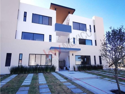 Se vende Departamento Nuevo de 3 recámaras en la zona de Puerta Real, en Querétaro.