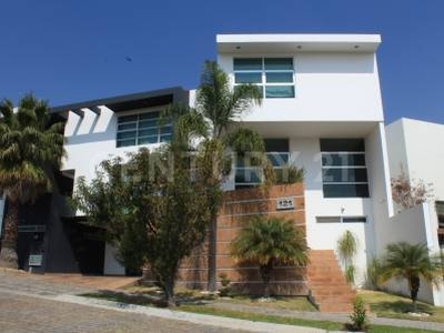 Casa en Venta en Lomas de Angelópolis 1, Cluster 777