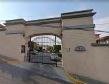 Remate Bancario Casa en Golondrinas, Col. Calacoaya, Atizapán de Zaragoza