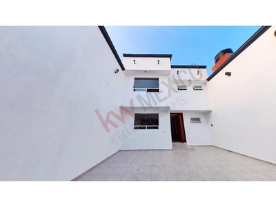 Casa nueva en venta Capultitlán Toluca en 3,300,000