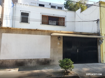 Se renta Casa en privada uso de suelo oficina en Lomas de Chapultepec, CDMX - 5 habitaciones - 4 baños - 250 m2