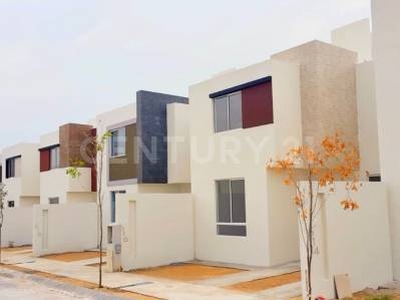 Renta Casa en Fracc Privado Privada Los Llanos Saltillo Arteaga