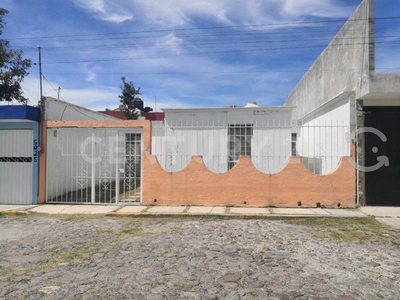 Casa en venta en Puebla Col. Satélite magisteri...