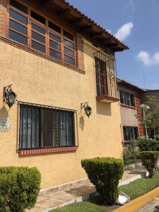 Casa en Renta en condominio al Norte de Cuernavaca Morelos con alberca y areas comunes