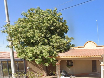 Doomos. Gran Remate, Casa en Venta, Villa Dorada, Navojoa, Sonora. RCV