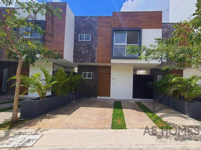 Doomos. SE VENDE CASA EN PRIVADA DE CANCUN 3 RECS A 13 MIN DE LA PLAYA AE51