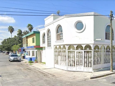 Doomos. VENDO REMATO CASA - Residencial El Roble - SAN NICOLÁS DE LOS GARZA N.L.