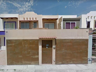 Doomos. Venta Casa 4 Habitaciones 2 Baños de Remate en Puerto Vallarta Jalisco