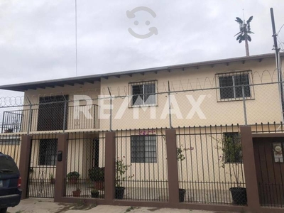 Edificio de 4 Departamento en Venta en Ensenada