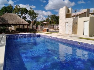 Renta y estrena casa amueblada en POLIGONO SUR, Cancún, Q. Roo DH0423