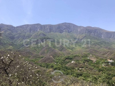 TERRENO EN EL BARRO ( EL CERRITO)