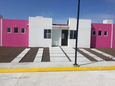 2 cuartos casas amplias en venta 485,000