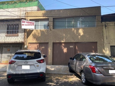 Bodega con oficinas en VENTA en Benito Juárez