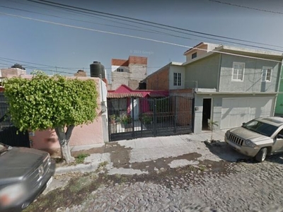 Casa en Villas de Santiago, Querétaro Propiedad adjudicada.