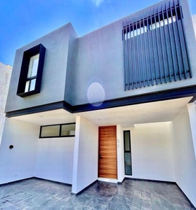 VENTA CASA EN VALLE IMPERIAL, ZAPOPAN