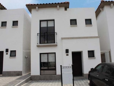 Venta de casa nueva en fraccionamiento KLS23-4369