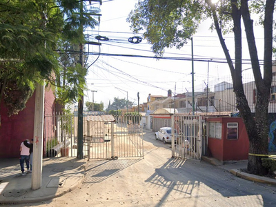 Casa En Col. Santa Cecilia, Coyoacan, Cdmx, Tt2-za
