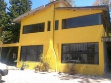 3 cuartos, 400 m casa en venta en lomas del chamizal cuajimalpa cdmx.