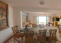 3 cuartos casa de tres niveles en renta isla dorada cancun amplios