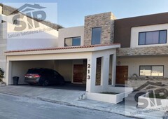 doomos. hermosa casa en venta - portal de valle alto - monterrey