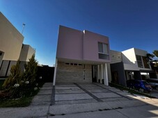 casas en renta - 260m2 - 4 recámaras - los robles - 23,800