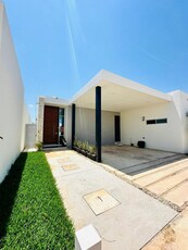 Doomos. Casa amueblada 1planta, en privada Alba Residencial en Conkal, Yucatan