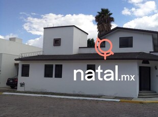 Doomos. CASA EN VENTA boulevard valsequillo ARBOLEDAS SAN IGNACIO PUEBLA