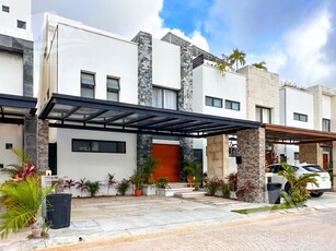 Doomos. Casa en Venta en Aqua Cancun MMA9050