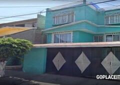 Casa en Venta - MARTOS 131, CERRO DE LA ESTRELLA IZTAPALAPA, CIUDAD DE MEXICO OOL, Cerro de La Estrella - 8 recámaras - 2 baños