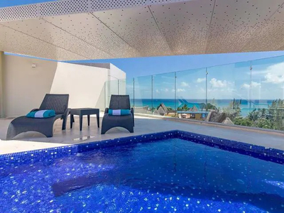 ¡exclusivo Departamento De Lujo En Playa Del Carmen!! A Unos Pasos De La Playa Y De La Quinta Avenida!! Luxury Living In Playa Del Carmen! (englis Version Below)