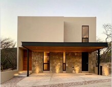 Casa con acabados premium en Altozano Querétaro