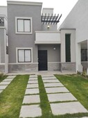 Casa de 2 recamaras con terraza en privada a 50 minutos de la CDMX