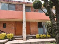 Casa de 3 habitaciones en condominio, en calle cerrada con vigilancia, coyoacán