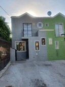 Casa en Fraccionario El Valle, Tijuana. Zona Residencial cerca de Guadalajara