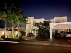 Casa en Privada en renta zona Club de Golf La Ceiba, Merida Zona Norte