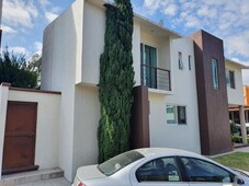 En Venta Casa en Monte Blanco, 3 Recamaras, Terreno de 200 m2, en Esquina..