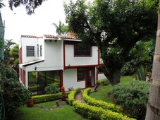 Casa estilo colonial en zona Dorada y Céntrica de Cuernavaca!