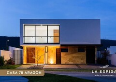 Residencia en Fracc. La Espiga, 4ta Recamara en PB, Terreno 365 m2, de AUTOR !