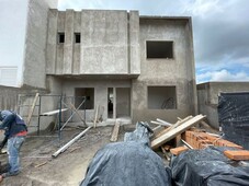 Residencia en Lomas de Juriquilla 4ta Recamara en PB, 4 Baños, Jardín, de Lujo.