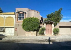 se renta casa de 3 recámaras en col. gabilondo, tijuana