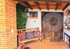 venta casa estilo mexicano con amplio balcón en cuajimalpa