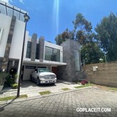 Casa en Venta en Los Viveros Puebla Puebla, Santa Cruz Guadalupe - 10 habitaciones - 2 baños - 209.00 m2