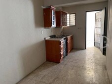 casa en renta en zona valle poniente