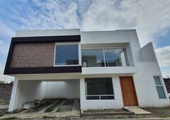 casa en venta fraccionamiento el sereno atras de plaza san diego puebla